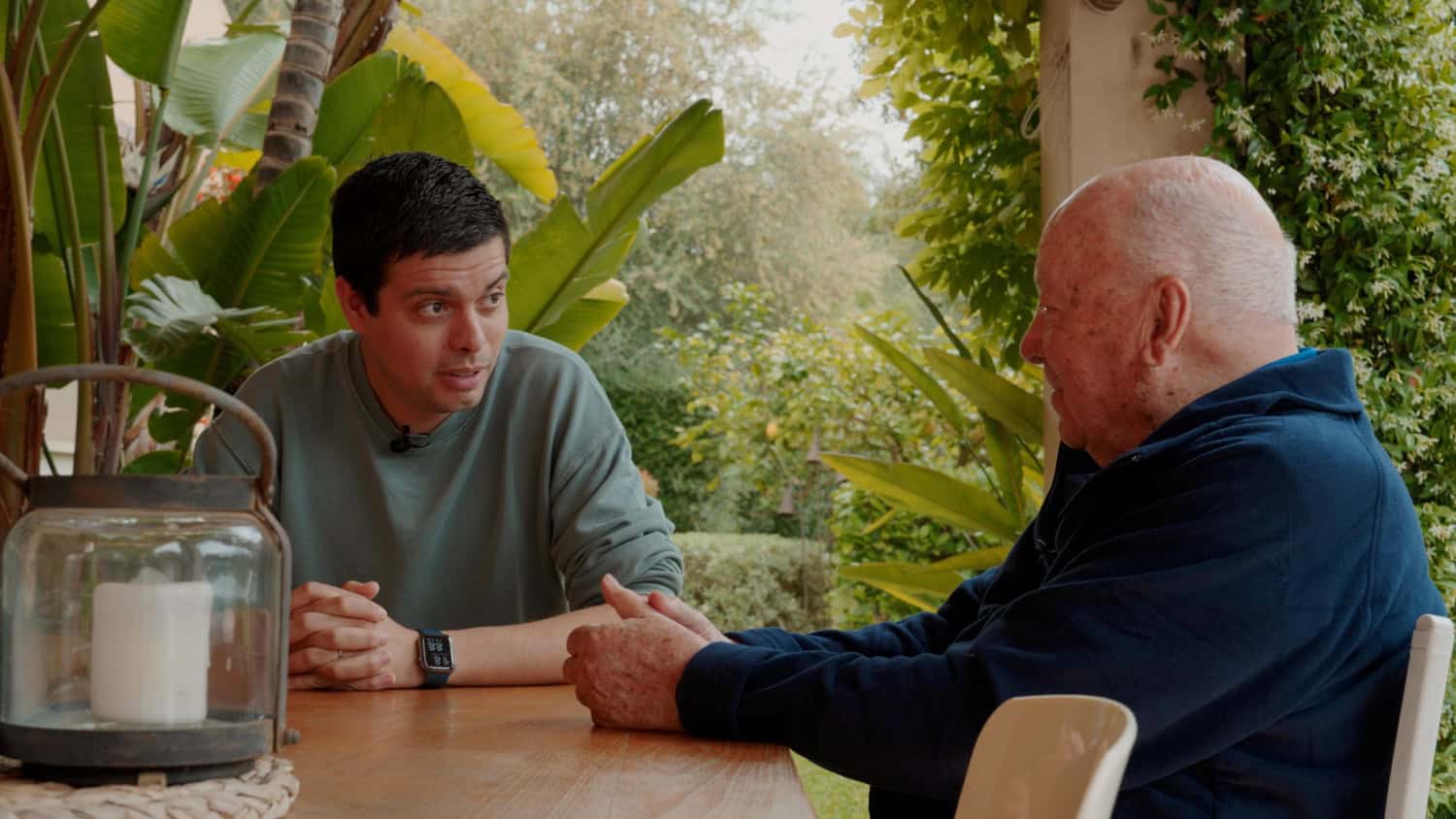 pau y ramón en una entrevista de ia en marcha